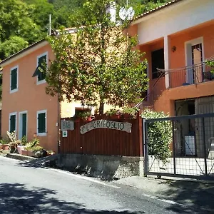 Casa Vacanze L'agrifoglio Bed & Breakfast